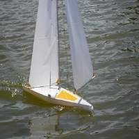 Maniac MK II - IOM Yacht